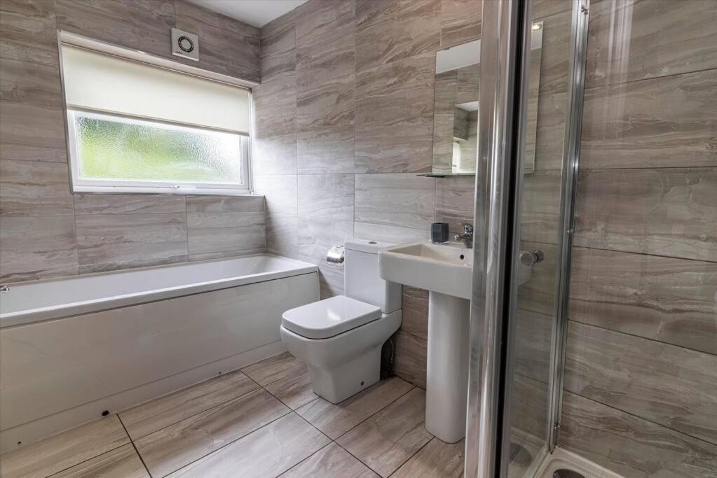 Dovecote House Beeston Private Parking 15Mins From Nottingham City Centre Close To Qmc Hospital Bagian luar foto